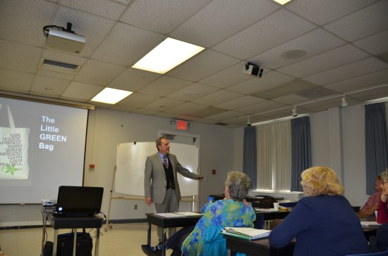 Sustainability and the American Dream New Jersey Landscape Design School, Rutgers Gardens, Holly House, John Bartram Kirk R. Brown